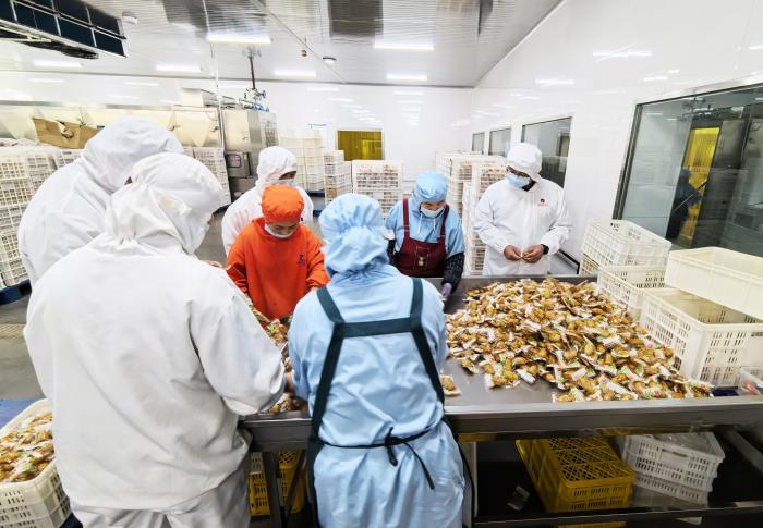 2.委托加工貿易(700)